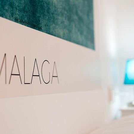 Victoria Square 2, Center Apartment Malaga Bagian luar foto